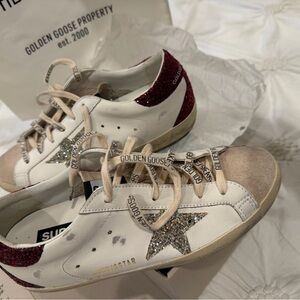 Golden Goose Women's Sneakers with Glitter Star - White and Burgundy